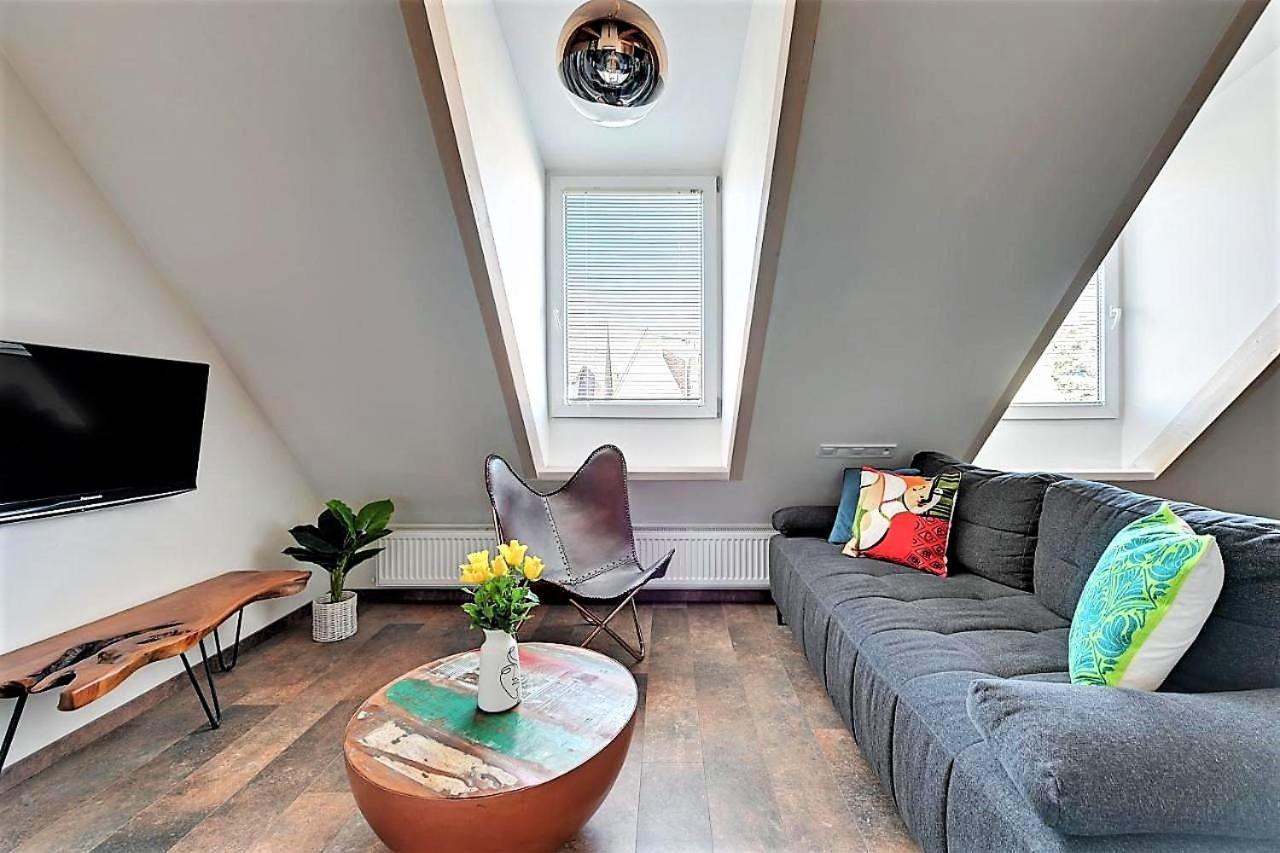 Cozy Loft With Old Town View - Free Parking Apartment Gdansk Ngoại thất bức ảnh